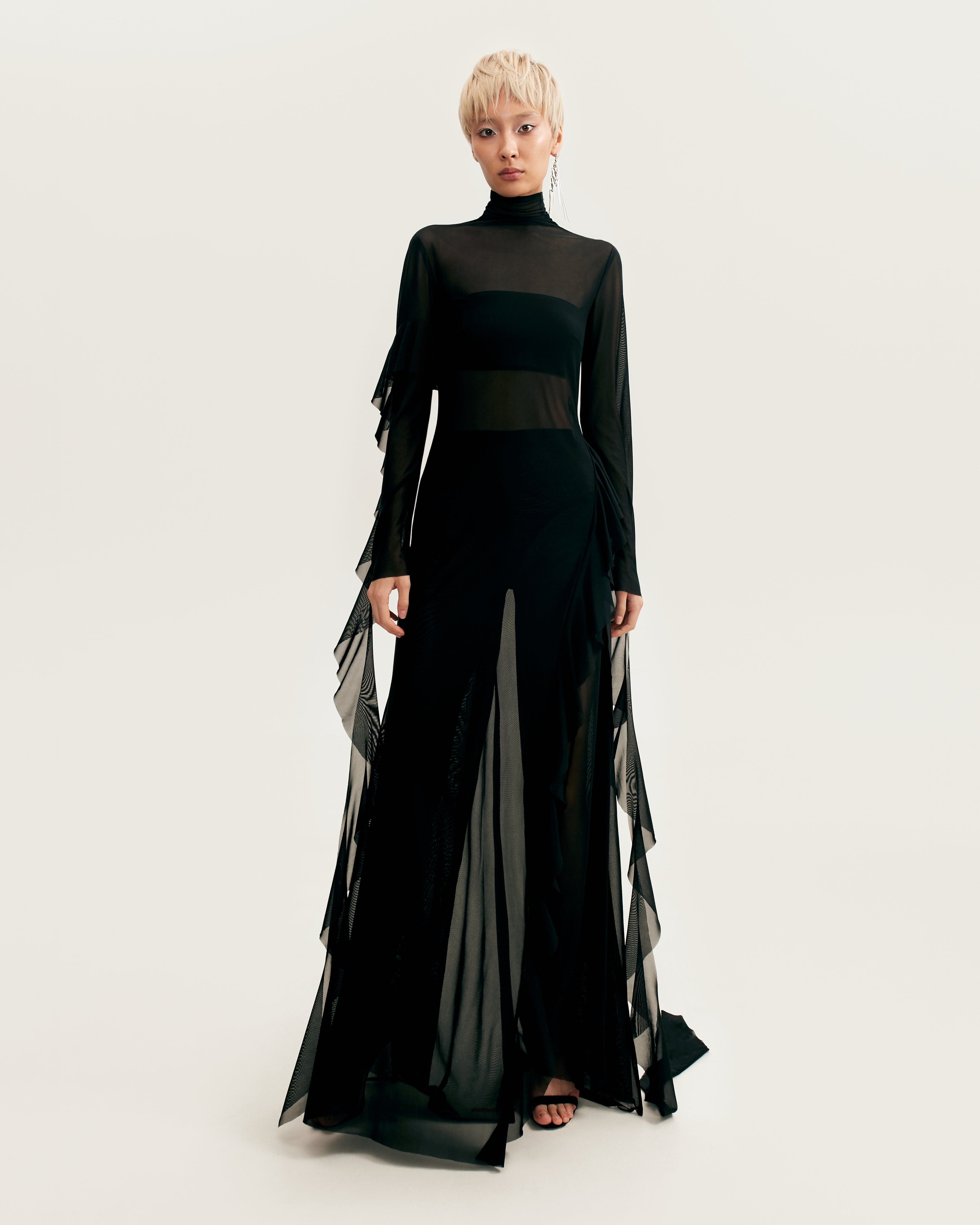 Чорний комплект з напівпрозорої сукні та штанів