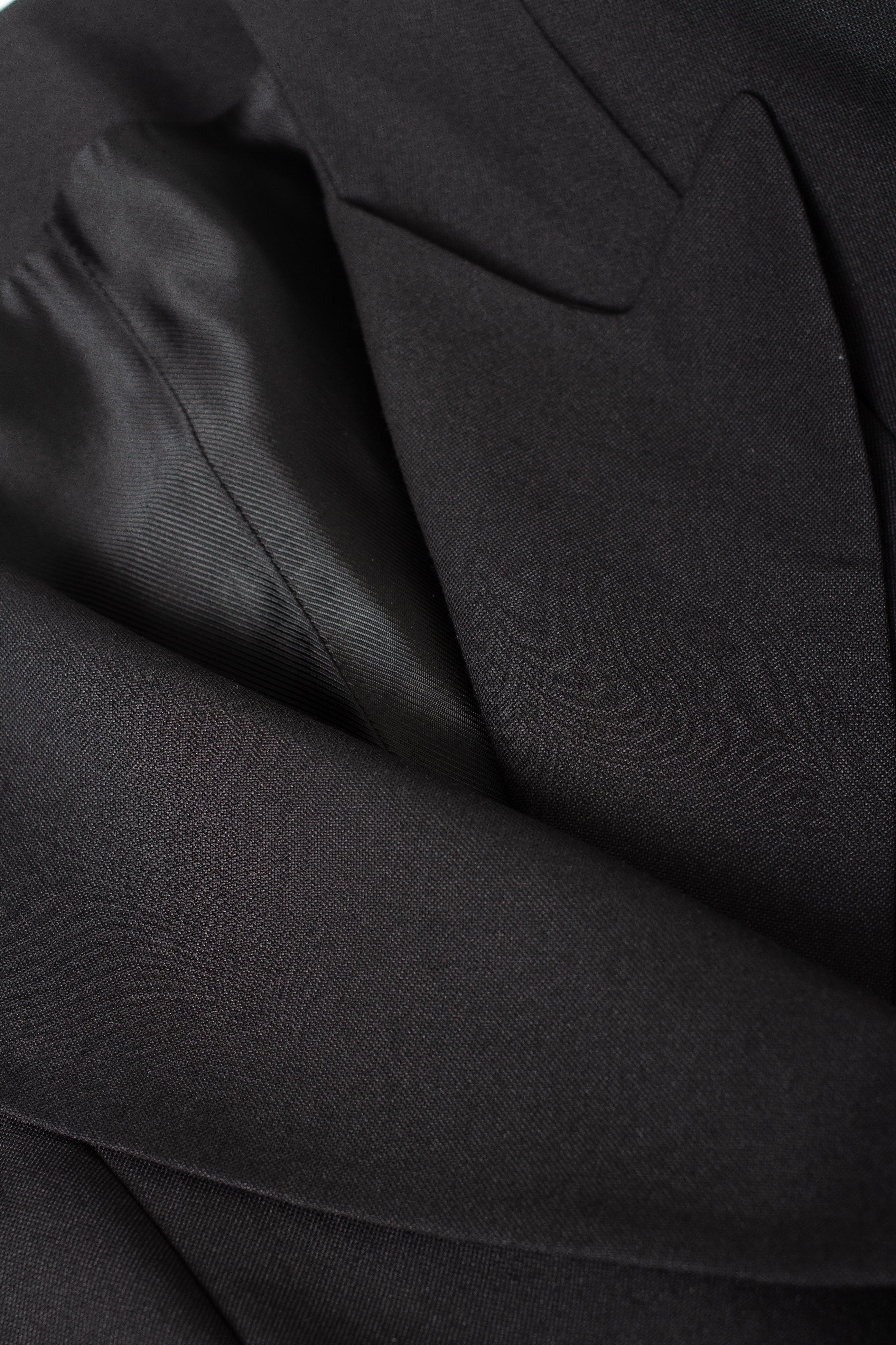 Чорний однобортний оверсайз піджак