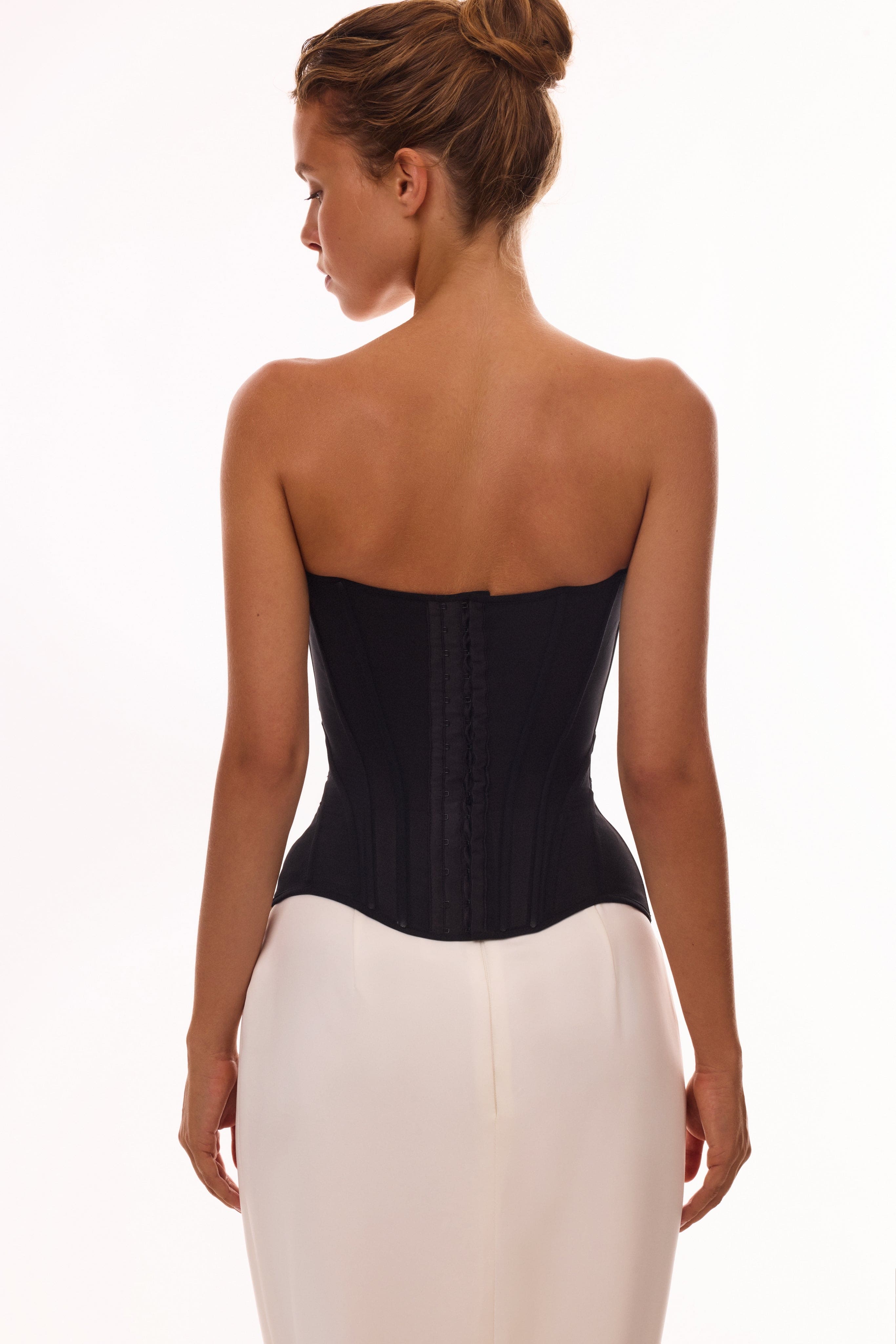 Біла спідниця максі з розрізом