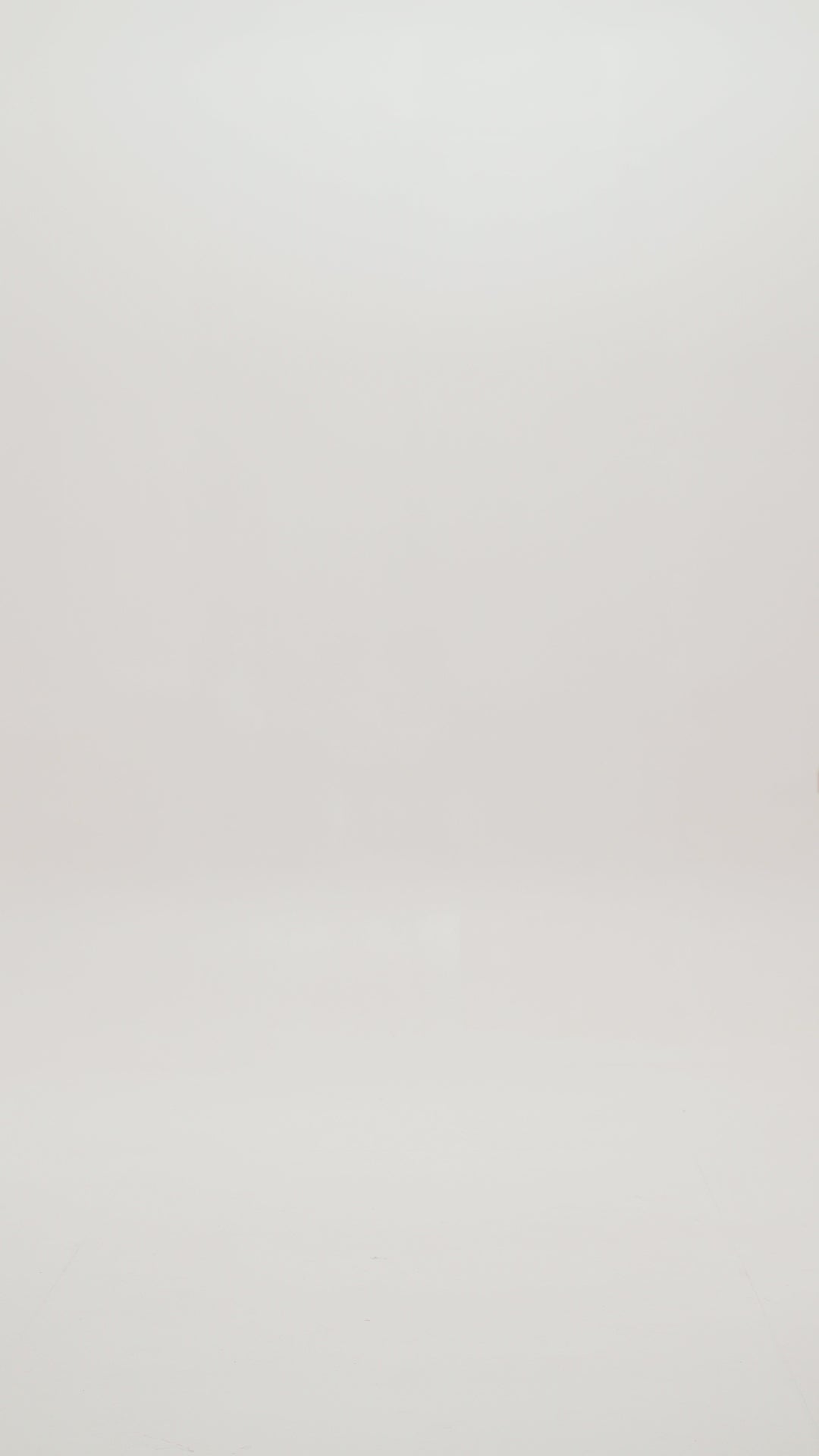 Приталена мінісукня чорного кольору з вирізами