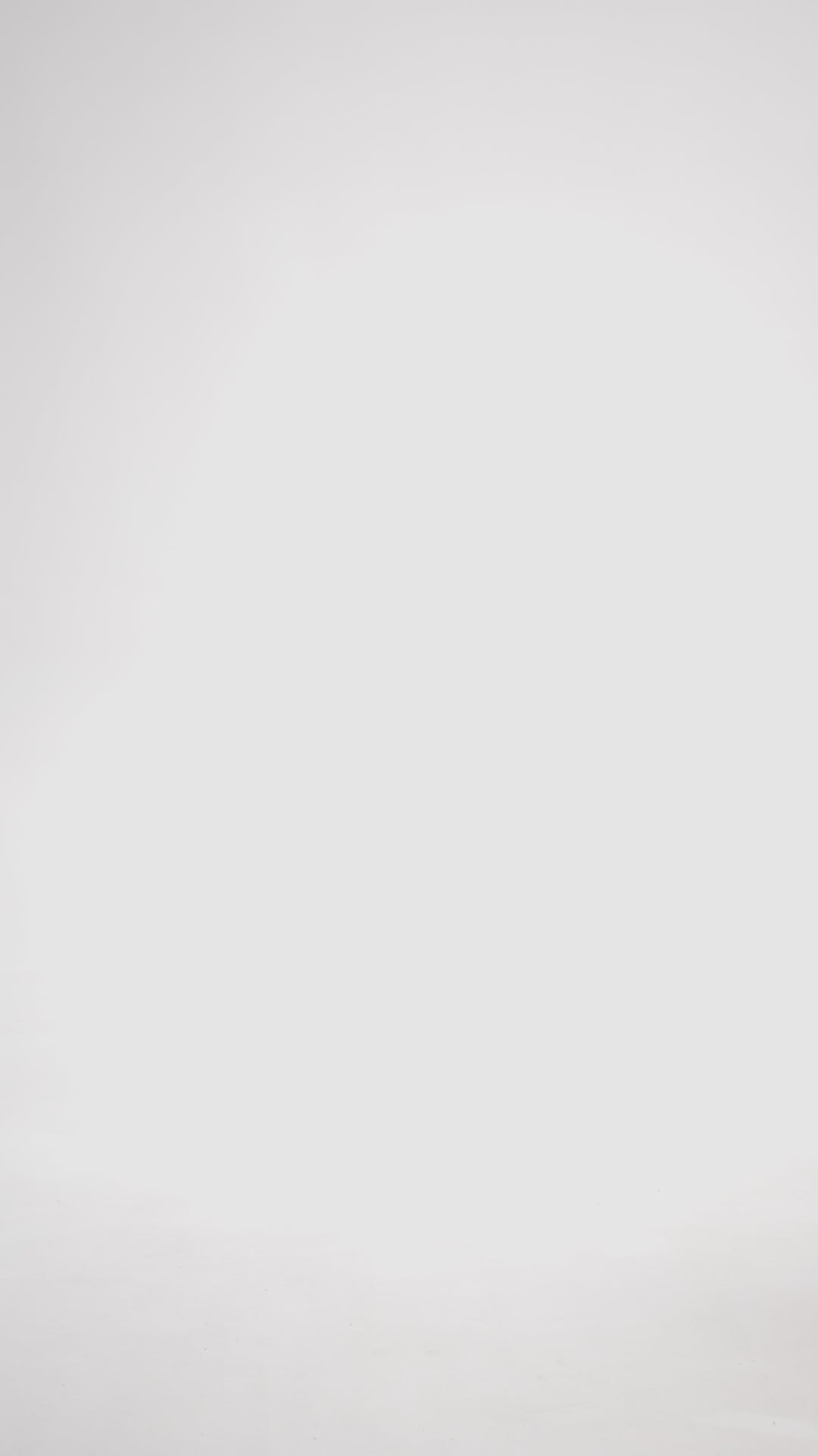 Чорна блискуча структурована сукня міні