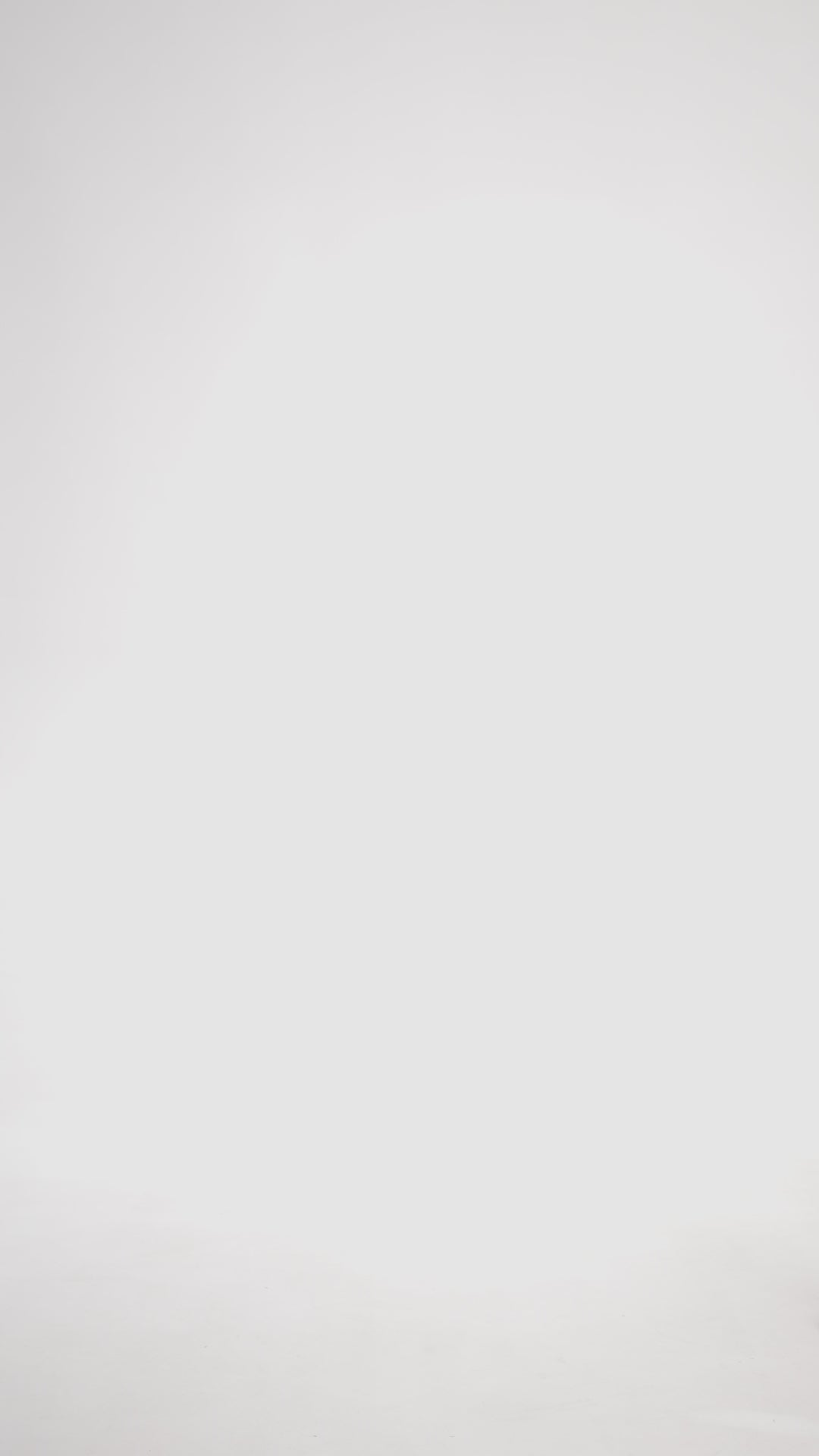 Блискуча бежева сукня міні з драпіруванням